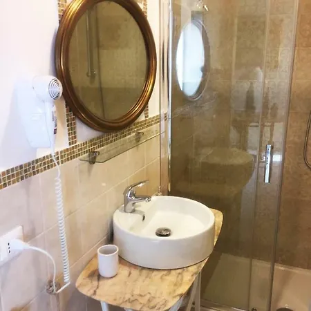 ベッド・アンド・ブレックファスト Aria Di Mare ロジニャーノ・ソルヴァイ